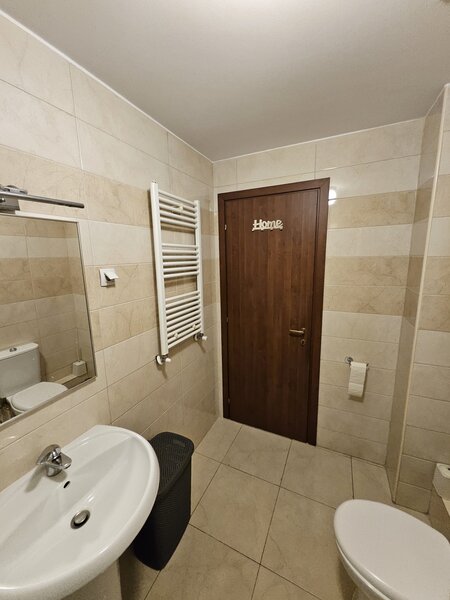 Ferdinand, proprietar, 2 cam. metrou, centrala term AC mobilat utilat liber